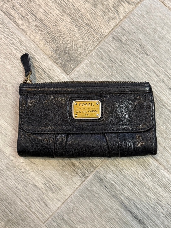 Fossil Handbags - Vintage Fossil Emory Black Soft Leather Clutch Wallet Boho Cottagecore